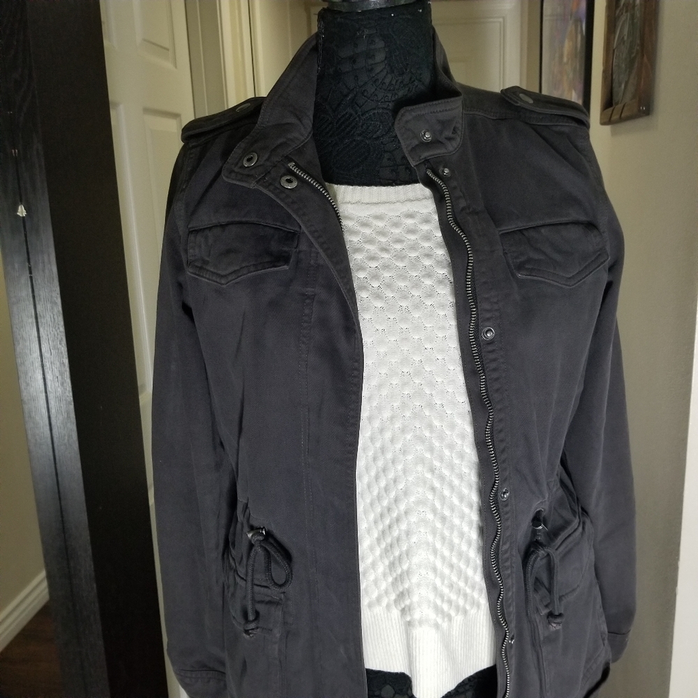 Jacket - Picture 3 of 4